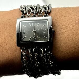 Black Chain Watch